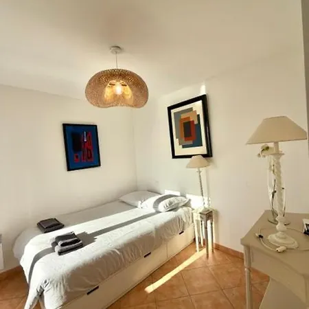 Les Amandines 110 M2 Swimming Pool, Sea View Air Conditioning Mandelieu