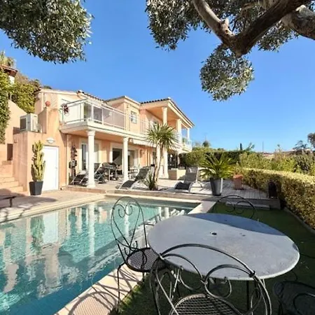 Les Amandines 110 M2 Swimming Pool, Sea View Air Conditioning Vila Mandelieu