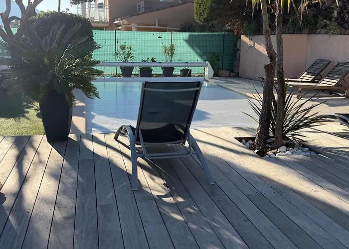 Les Amandines 110 M2 Swimming Pool, Sea View Air Conditioning *