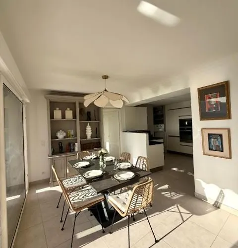 Les Amandines 110 M2 Swimming Pool, Sea View Air Conditioning * Mandelieu