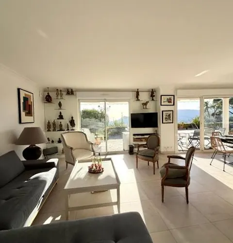 Les Amandines 110 M2 Swimming Pool, Sea View Air Conditioning * Mandelieu