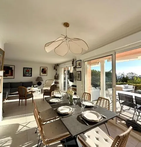 Les Amandines 110 M2 Swimming Pool, Sea View Air Conditioning *