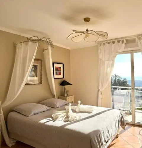 Les Amandines 110 M2 Swimming Pool, Sea View Air Conditioning Villa *