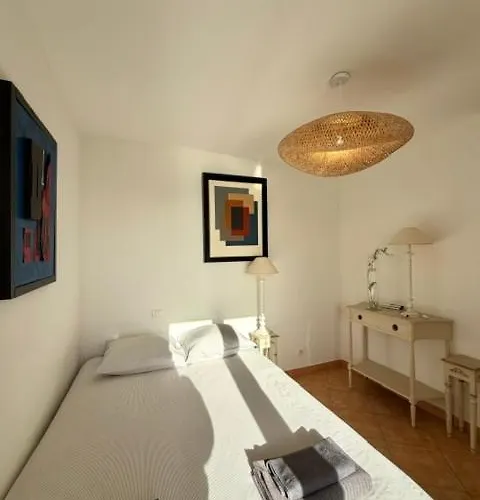 Les Amandines 110 M2 Swimming Pool, Sea View Air Conditioning