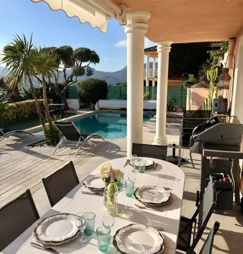 Les Amandines 110 M2 Swimming Pool, Sea View Air Conditioning Villa Mandelieu