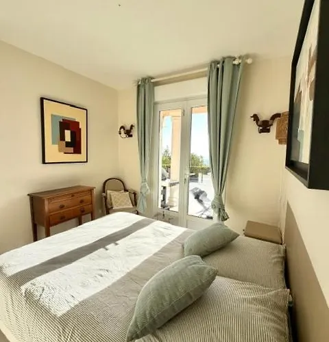 Les Amandines 110 M2 Swimming Pool, Sea View Air Conditioning Villa *