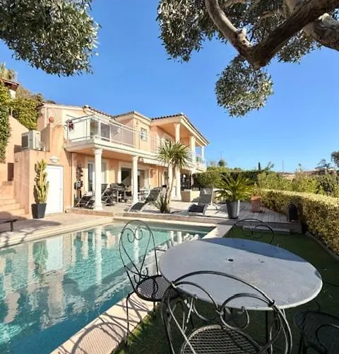 Les Amandines 110 M2 Swimming Pool, Sea View Air Conditioning Villa Mandelieu