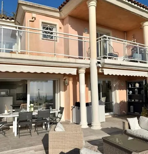 Les Amandines 110 M2 Swimming Pool, Sea View Air Conditioning Villa *