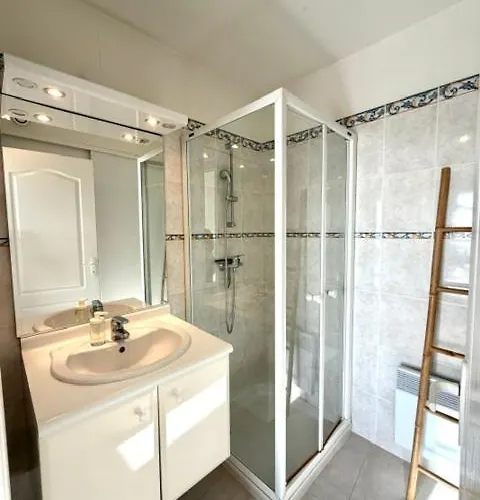 Villa Les Amandines 110 M2 Swimming Pool, Sea View Air Conditioning *